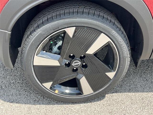 new 2025 Nissan Kicks car, priced at $26,527