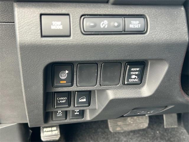 new 2025 Nissan Frontier car, priced at $45,087