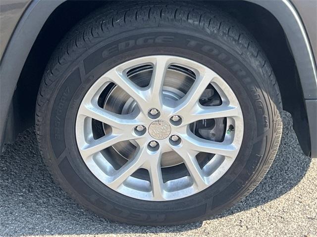 used 2017 Jeep Cherokee car, priced at $13,488