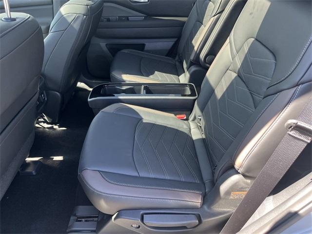 new 2025 Nissan Pathfinder car, priced at $51,310
