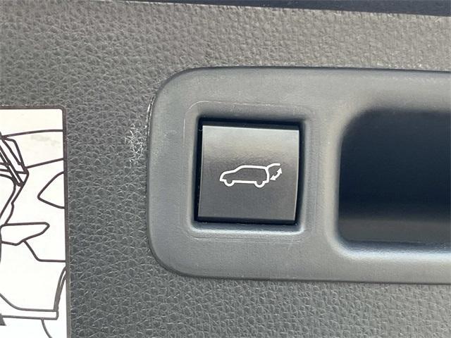 used 2022 Toyota Highlander car, priced at $36,988