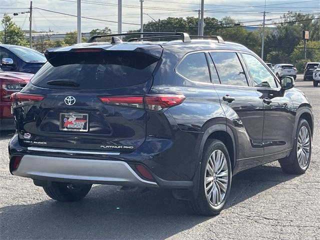used 2022 Toyota Highlander car, priced at $36,988