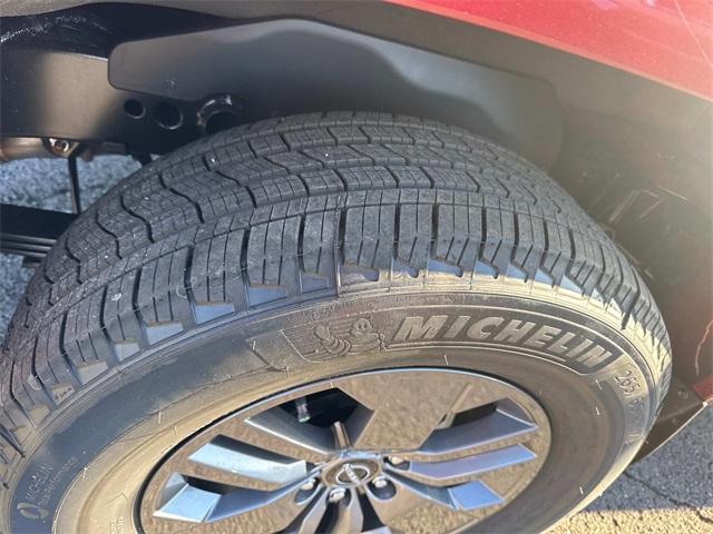 new 2025 Nissan Frontier car, priced at $38,056