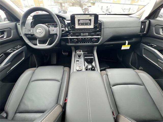 new 2025 Nissan Pathfinder car, priced at $46,028
