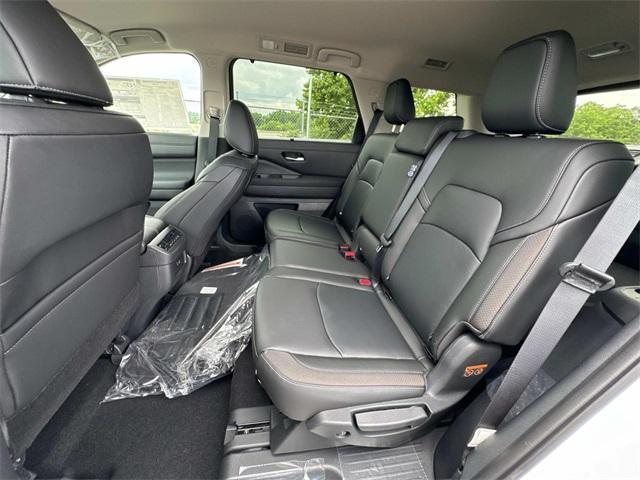 new 2025 Nissan Pathfinder car, priced at $41,030