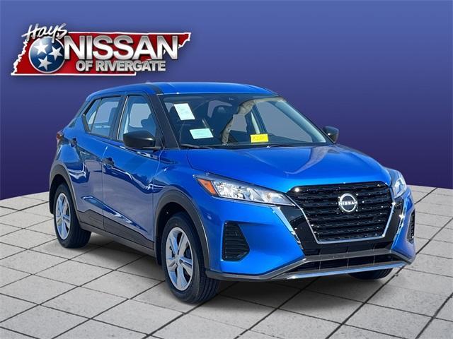 new 2025 Nissan Kicks Play car, priced at $22,040