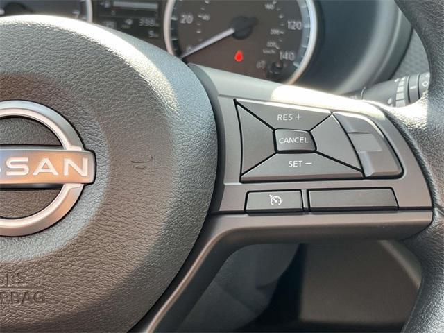 new 2025 Nissan Kicks Play car, priced at $22,040