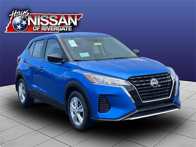 new 2025 Nissan Kicks Play car, priced at $21,949