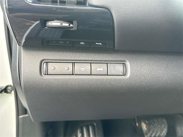 new 2025 Nissan Pathfinder car, priced at $42,152