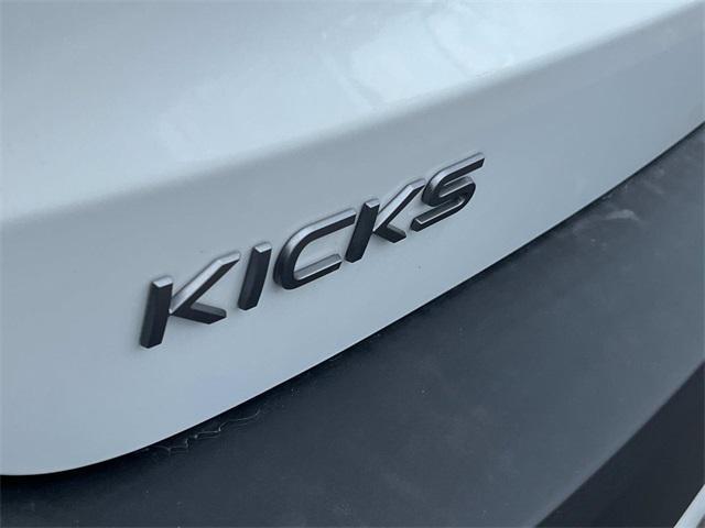 new 2025 Nissan Kicks car
