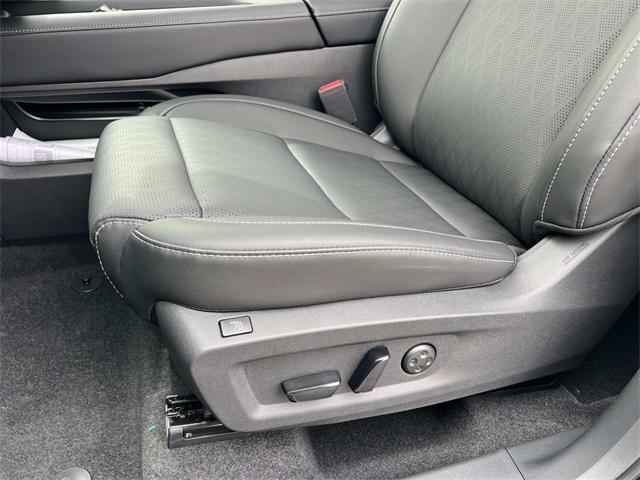 new 2025 Nissan Murano car, priced at $48,053