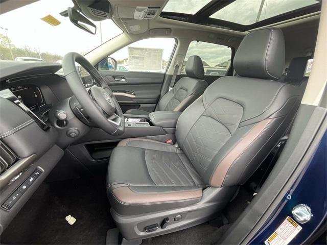 new 2025 Nissan Pathfinder car, priced at $46,446