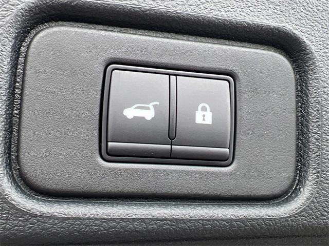 new 2025 Nissan Pathfinder car, priced at $46,776