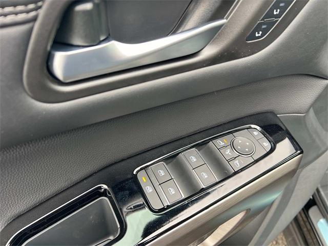 new 2025 Nissan Pathfinder car, priced at $48,052