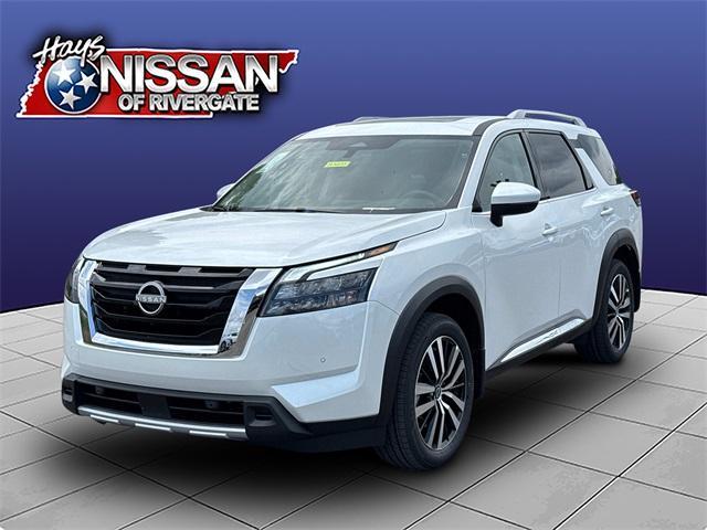new 2025 Nissan Pathfinder car, priced at $49,490