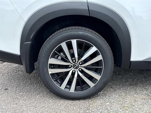 new 2025 Nissan Pathfinder car, priced at $49,490