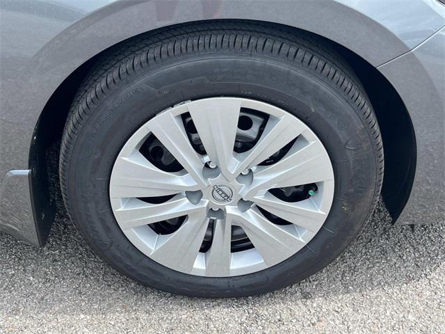 new 2025 Nissan Sentra car, priced at $21,112