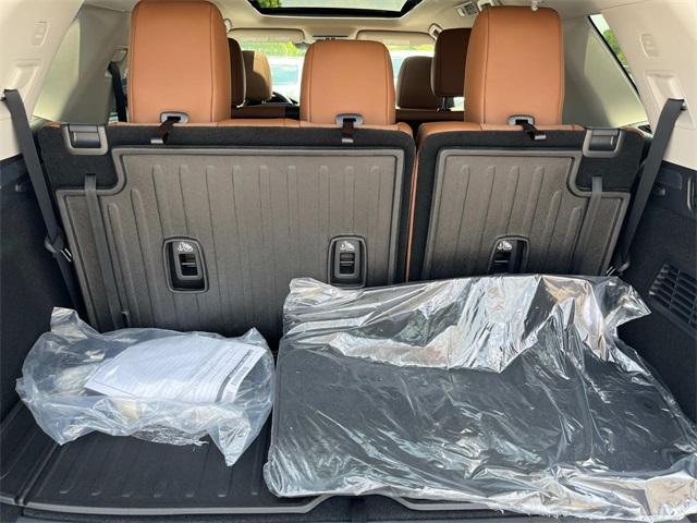 new 2025 Nissan Pathfinder car, priced at $49,856