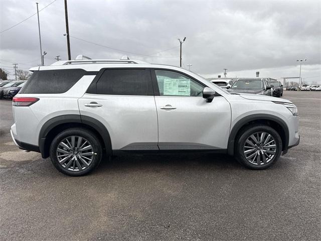 new 2025 Nissan Pathfinder car, priced at $42,878