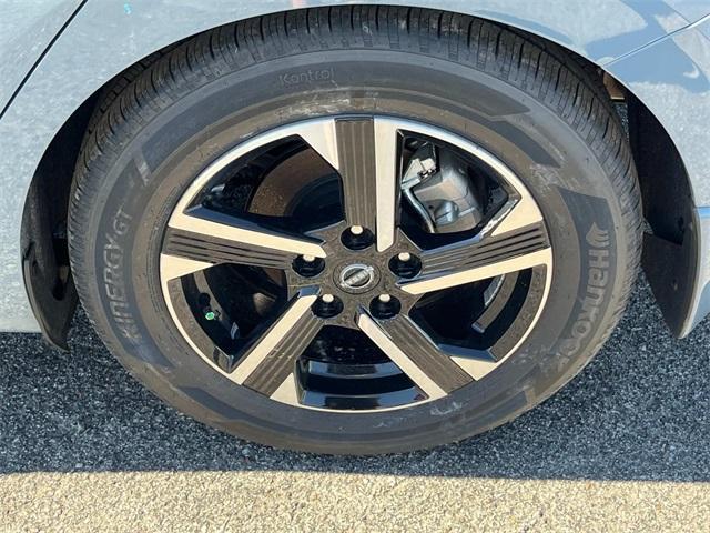 new 2025 Nissan Sentra car, priced at $22,194