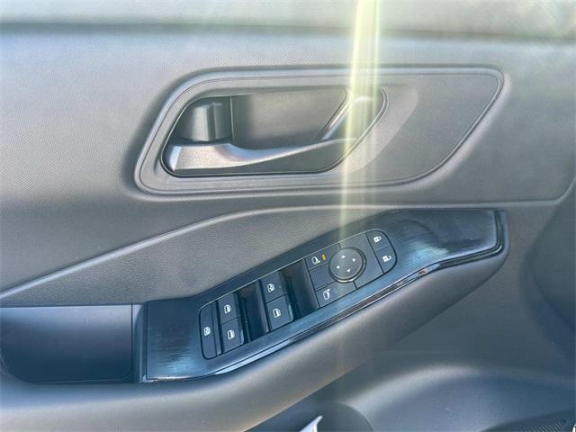 new 2025 Nissan Rogue car, priced at $27,562