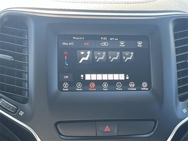 used 2019 Jeep Cherokee car, priced at $15,988