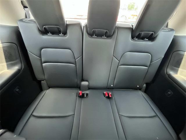 new 2025 Nissan Pathfinder car, priced at $50,348