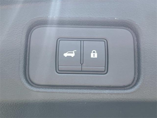 new 2025 Nissan Pathfinder car, priced at $50,348