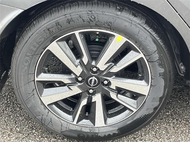 new 2025 Nissan Versa car, priced at $19,400