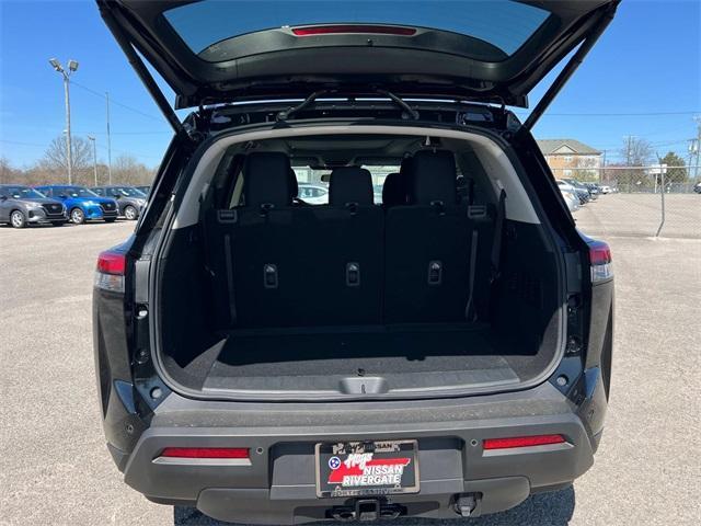 new 2025 Nissan Pathfinder car, priced at $40,406