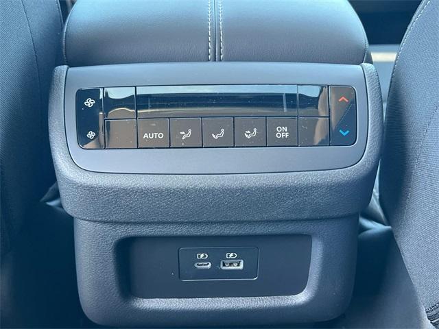 new 2025 Nissan Pathfinder car, priced at $40,406