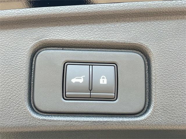 new 2025 Nissan Pathfinder car, priced at $40,406