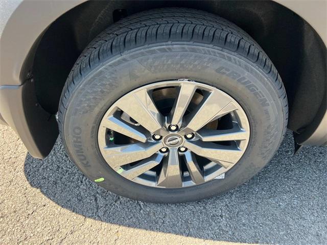 new 2025 Nissan Pathfinder car, priced at $40,406