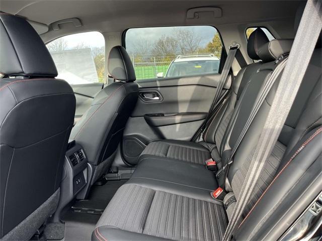 new 2025 Nissan Rogue car, priced at $33,000