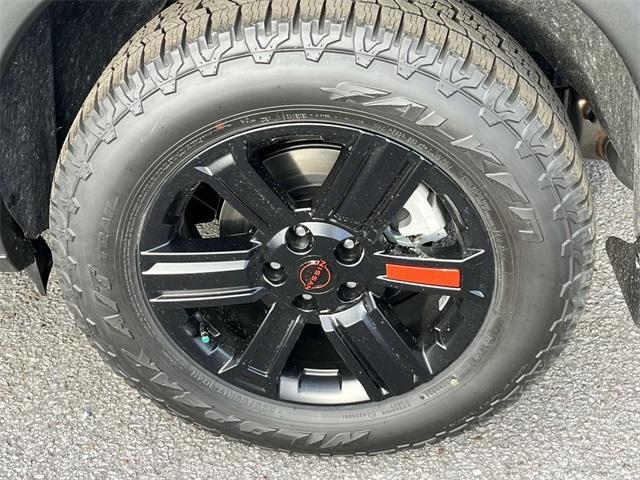 new 2025 Nissan Rogue car, priced at $33,000