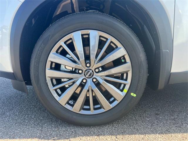 new 2025 Nissan Pathfinder car, priced at $42,799