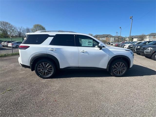new 2025 Nissan Pathfinder car, priced at $42,799