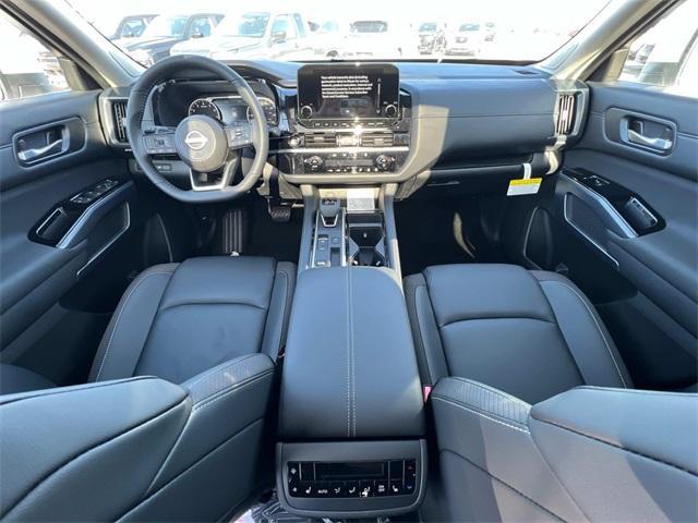new 2025 Nissan Pathfinder car, priced at $42,799