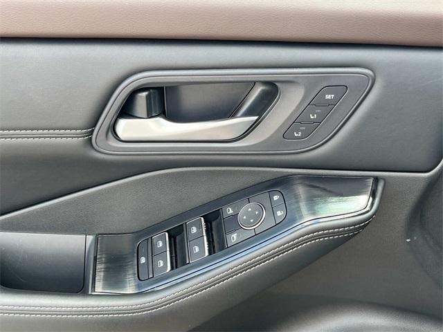 used 2023 Nissan Rogue car, priced at $30,988