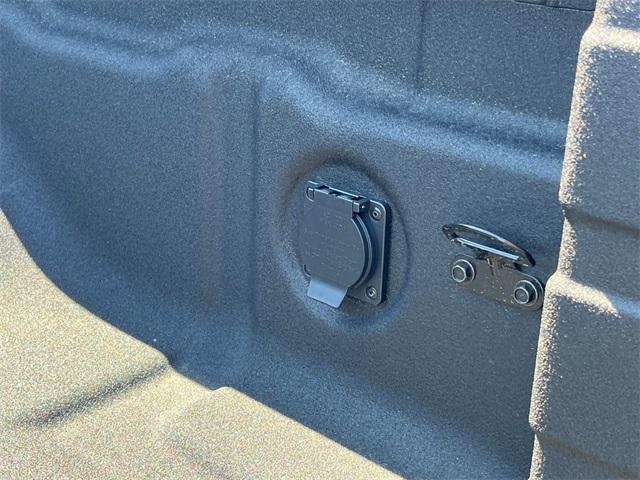 new 2025 Nissan Frontier car, priced at $41,002