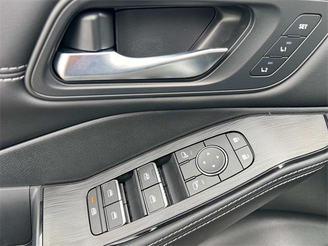 new 2025 Nissan Rogue car, priced at $38,048