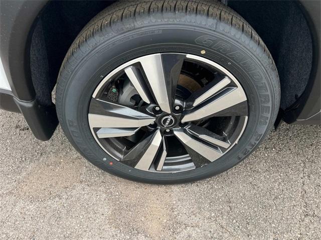 new 2025 Nissan Rogue car, priced at $38,048