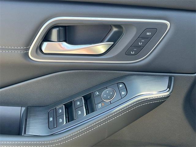 new 2025 Nissan Rogue car, priced at $40,559