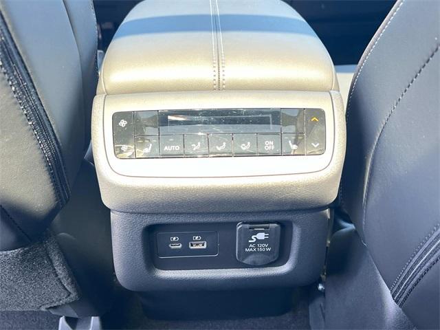 new 2025 Nissan Pathfinder car, priced at $48,536