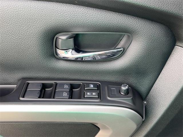 used 2024 Nissan Titan car, priced at $44,988