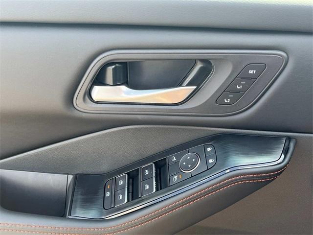 new 2025 Nissan Rogue car