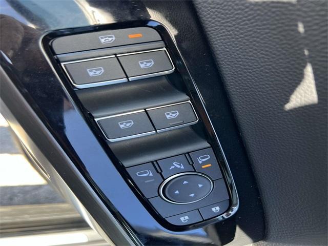 new 2025 Nissan Pathfinder car, priced at $46,776