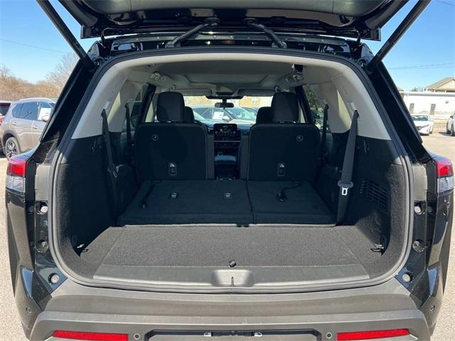 new 2025 Nissan Pathfinder car, priced at $42,237