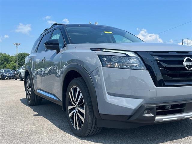 new 2025 Nissan Pathfinder car, priced at $51,083