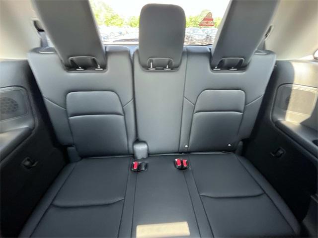 new 2025 Nissan Pathfinder car, priced at $51,083
